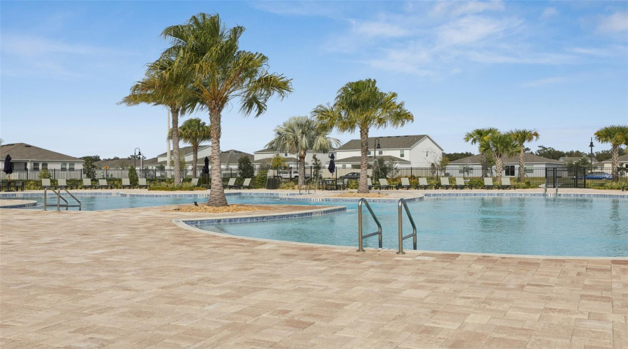 KISSIMMEE, Florida 34746, 5 Bedrooms Bedrooms, ,3 BathroomsBathrooms,Residential,For Sale,MYRTLE PINE,0,MFRS5139494