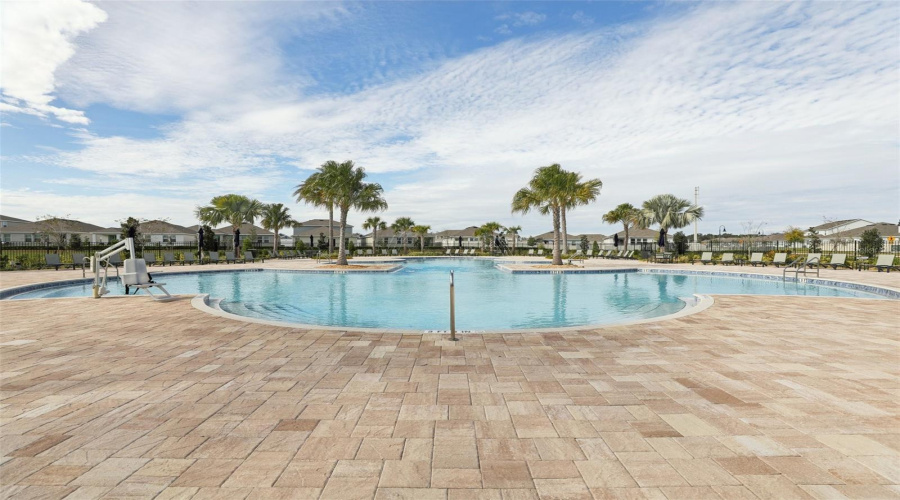 KISSIMMEE, Florida 34746, 5 Bedrooms Bedrooms, ,3 BathroomsBathrooms,Residential,For Sale,MYRTLE PINE,0,MFRS5139494