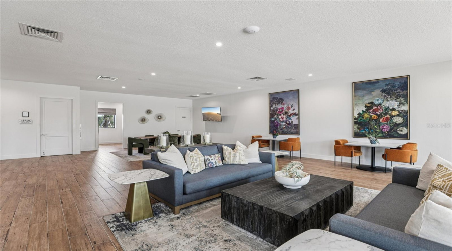 KISSIMMEE, Florida 34746, 5 Bedrooms Bedrooms, ,3 BathroomsBathrooms,Residential,For Sale,MYRTLE PINE,0,MFRS5139494