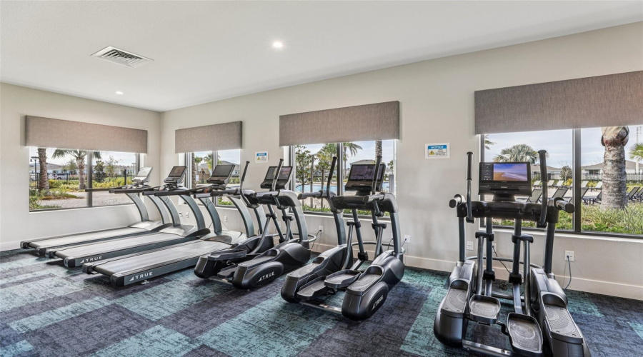 KISSIMMEE, Florida 34746, 5 Bedrooms Bedrooms, ,3 BathroomsBathrooms,Residential,For Sale,MYRTLE PINE,0,MFRS5139494