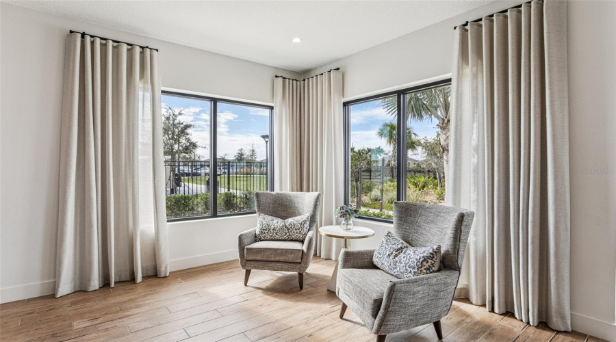 KISSIMMEE, Florida 34746, 5 Bedrooms Bedrooms, ,3 BathroomsBathrooms,Residential,For Sale,MYRTLE PINE,0,MFRS5139494