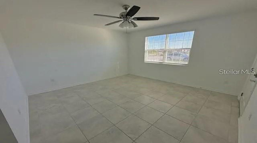 KISSIMMEE, Florida 34746, 5 Bedrooms Bedrooms, ,3 BathroomsBathrooms,Residential,For Sale,MYRTLE PINE,0,MFRS5139494