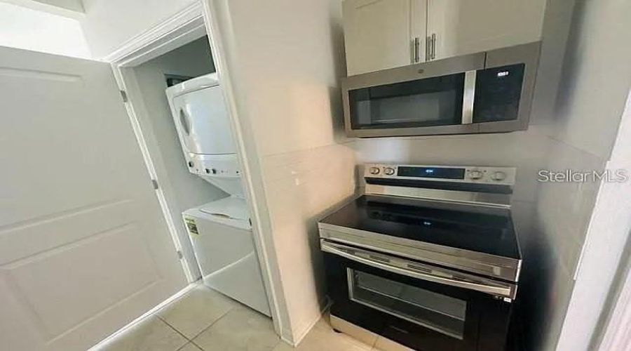 KISSIMMEE, Florida 34746, 5 Bedrooms Bedrooms, ,3 BathroomsBathrooms,Residential,For Sale,MYRTLE PINE,0,MFRS5139494