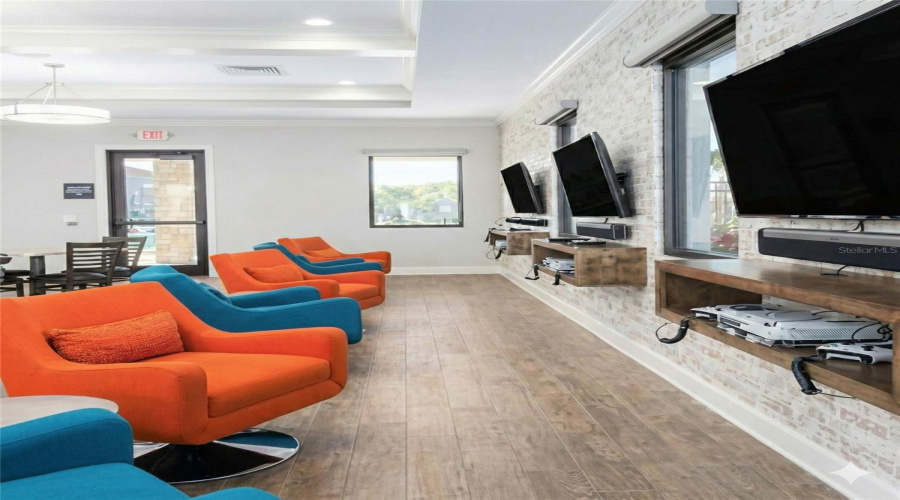 KISSIMMEE, Florida 34746, 2 Bedrooms Bedrooms, ,2 BathroomsBathrooms,Residential,For Sale,PARADOX,0,MFRO6378222