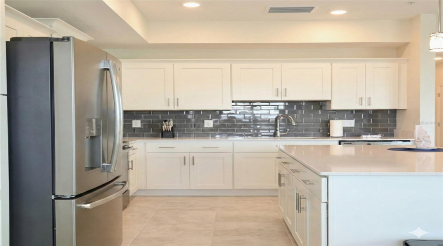 KISSIMMEE, Florida 34746, 2 Bedrooms Bedrooms, ,2 BathroomsBathrooms,Residential,For Sale,PARADOX,0,MFRO6378222