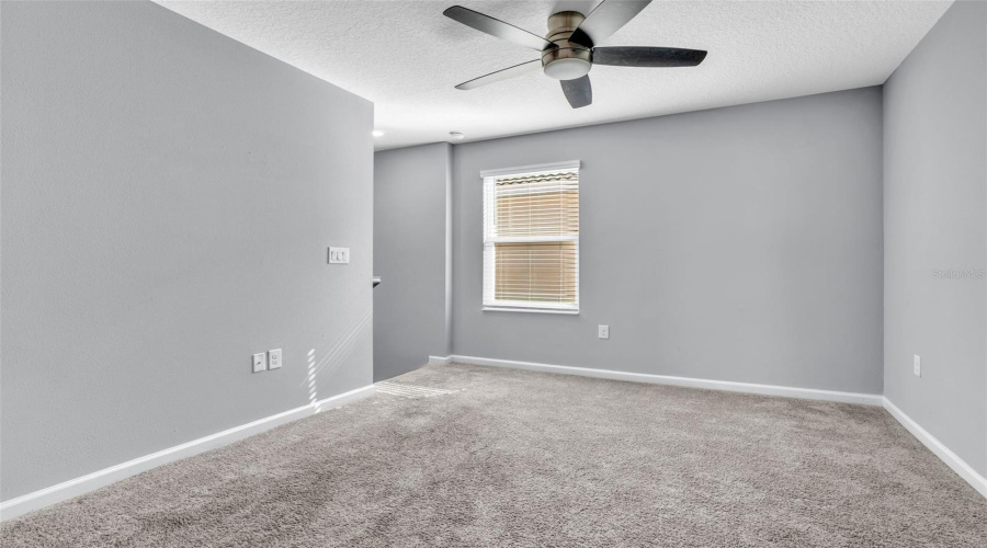 DAVENPORT, Florida 33896, 4 Bedrooms Bedrooms, ,2 BathroomsBathrooms,Residential,For Sale,DOWNSWING,0,MFRO6364832