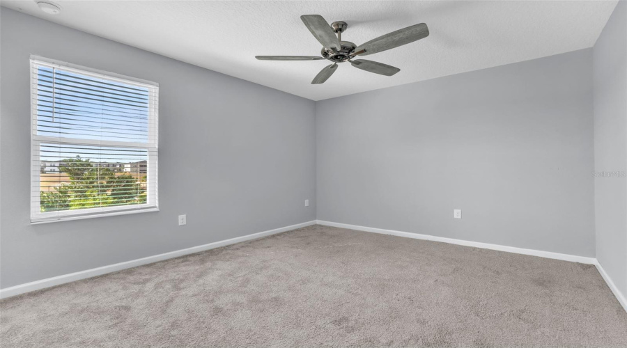 DAVENPORT, Florida 33896, 4 Bedrooms Bedrooms, ,2 BathroomsBathrooms,Residential,For Sale,DOWNSWING,0,MFRO6364832