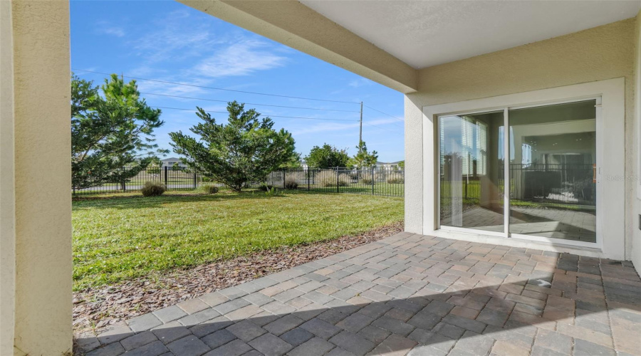 DAVENPORT, Florida 33896, 4 Bedrooms Bedrooms, ,2 BathroomsBathrooms,Residential,For Sale,DOWNSWING,0,MFRO6364832