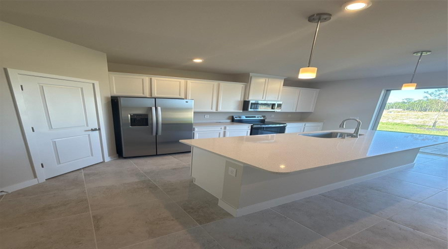 DAVENPORT, Florida 33837, 3 Bedrooms Bedrooms, ,2 BathroomsBathrooms,Residential,For Sale,PINEYWOOD FIELD,0,MFRW7879058