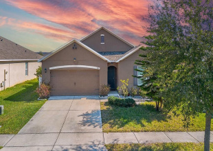 DAVENPORT, Florida 33896, 4 Bedrooms Bedrooms, ,2 BathroomsBathrooms,Residential,For Sale,ABERDEEN,0,MFRS5142672