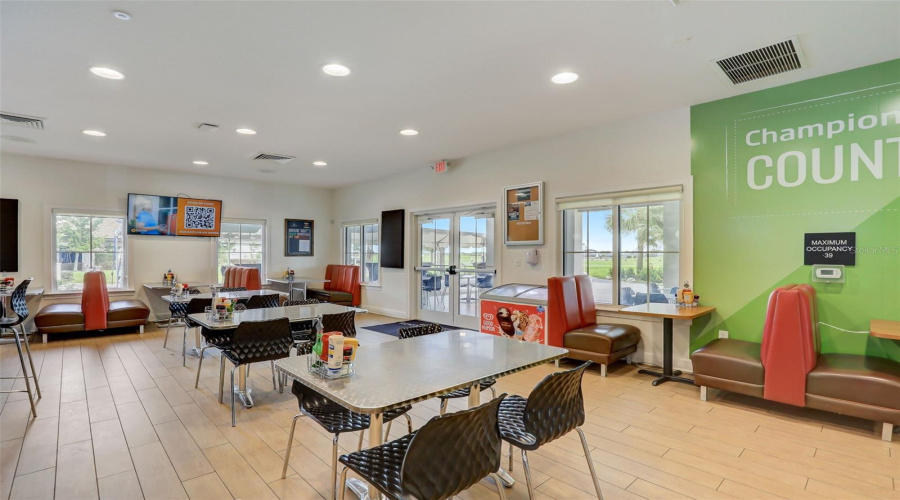 Golf and Tennis Club Dining
