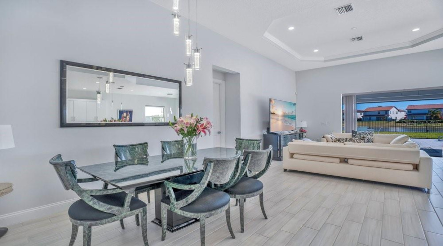 ORLANDO, Florida 32836, 4 Bedrooms Bedrooms, ,2 BathroomsBathrooms,Residential,For Sale,ROYAL CYPRESS,0,MFRO6378427