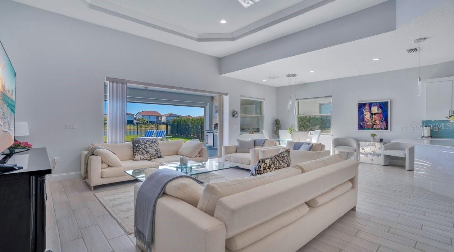 ORLANDO, Florida 32836, 4 Bedrooms Bedrooms, ,2 BathroomsBathrooms,Residential,For Sale,ROYAL CYPRESS,0,MFRO6378427