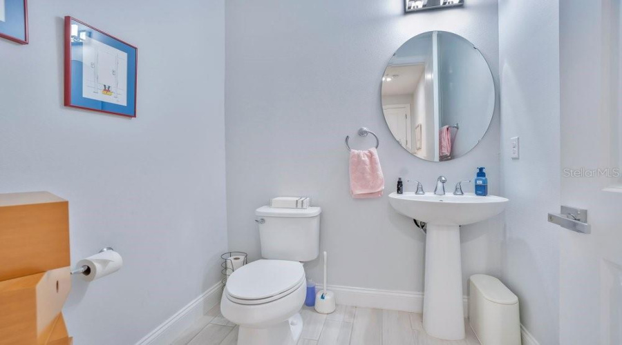 ORLANDO, Florida 32836, 4 Bedrooms Bedrooms, ,2 BathroomsBathrooms,Residential,For Sale,ROYAL CYPRESS,0,MFRO6378427