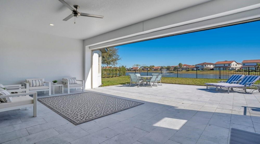 ORLANDO, Florida 32836, 4 Bedrooms Bedrooms, ,2 BathroomsBathrooms,Residential,For Sale,ROYAL CYPRESS,0,MFRO6378427