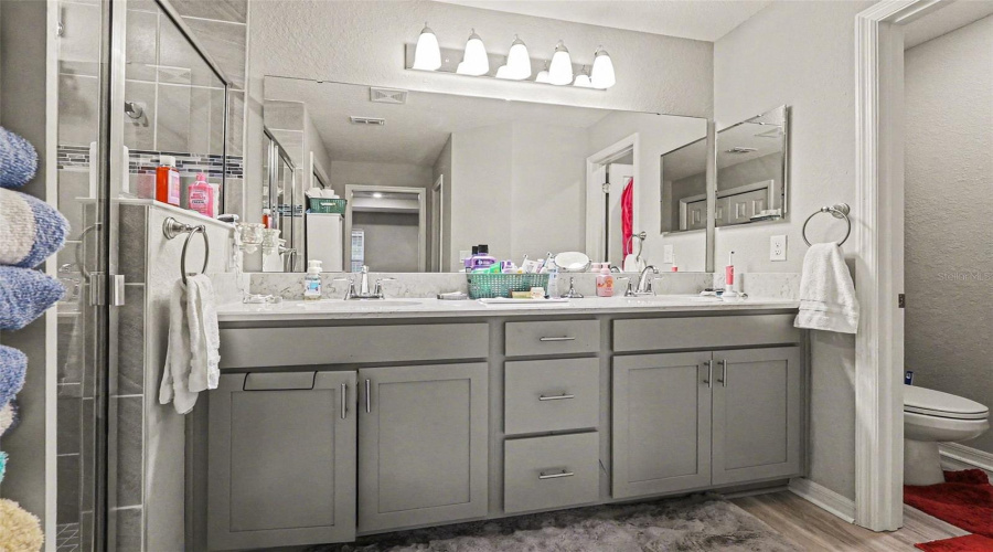 DAVENPORT, Florida 33837, 4 Bedrooms Bedrooms, ,2 BathroomsBathrooms,Residential,For Sale,CASCADE,0,MFRTB8471145