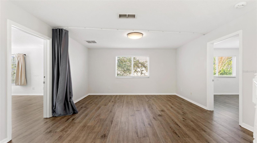 ORLANDO, Florida 32836, 5 Bedrooms Bedrooms, ,3 BathroomsBathrooms,Residential,For Sale,PECKY CYPRESS,0,MFRO6378069