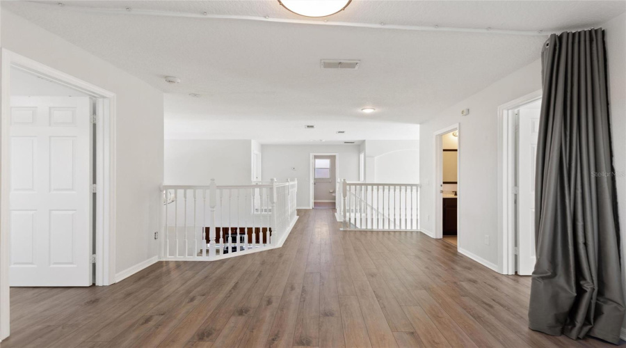 ORLANDO, Florida 32836, 5 Bedrooms Bedrooms, ,3 BathroomsBathrooms,Residential,For Sale,PECKY CYPRESS,0,MFRO6378069