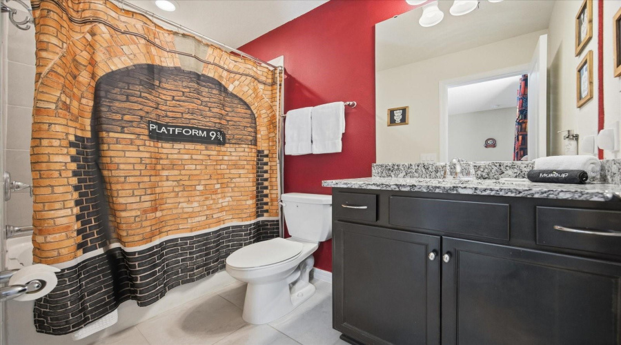 DAVENPORT, Florida 33897, 5 Bedrooms Bedrooms, ,5 BathroomsBathrooms,Residential,For Sale,LILAC,0,MFRO6378684