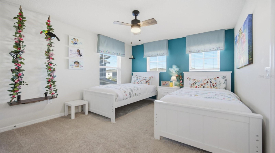 DAVENPORT, Florida 33897, 5 Bedrooms Bedrooms, ,5 BathroomsBathrooms,Residential,For Sale,LILAC,0,MFRO6378684