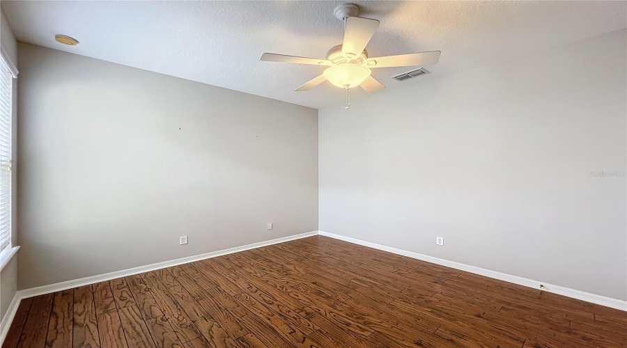 DAVENPORT, Florida 33837, 4 Bedrooms Bedrooms, ,2 BathroomsBathrooms,Residential,For Sale,LEXINGTON AVENUE,0,MFRS5119637