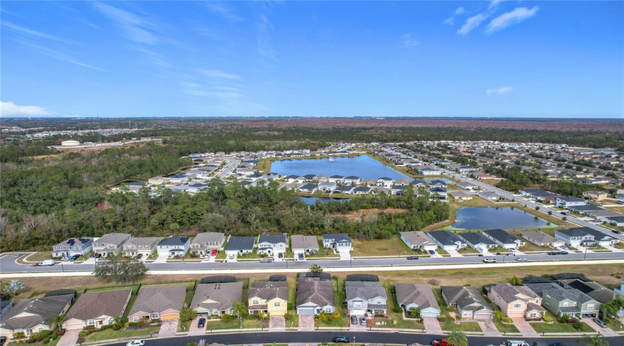 DAVENPORT, Florida 33837, 4 Bedrooms Bedrooms, ,2 BathroomsBathrooms,Residential,For Sale,LEXINGTON AVENUE,0,MFRS5119637