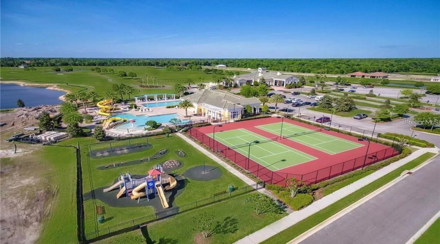 DAVENPORT, Florida 33837, 4 Bedrooms Bedrooms, ,2 BathroomsBathrooms,Residential,For Sale,LEXINGTON AVENUE,0,MFRS5119637