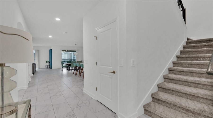 DAVENPORT, Florida 33896, 6 Bedrooms Bedrooms, ,5 BathroomsBathrooms,Residential,For Sale,SOMMERSET HILLS,0,MFRO6378724