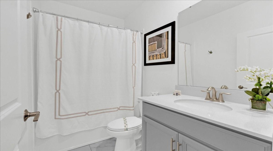 DAVENPORT, Florida 33896, 6 Bedrooms Bedrooms, ,5 BathroomsBathrooms,Residential,For Sale,SOMMERSET HILLS,0,MFRO6378724