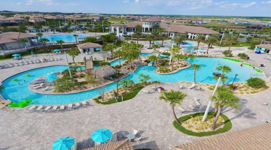 DAVENPORT, Florida 33896, 6 Bedrooms Bedrooms, ,5 BathroomsBathrooms,Residential,For Sale,SOMMERSET HILLS,0,MFRO6378724