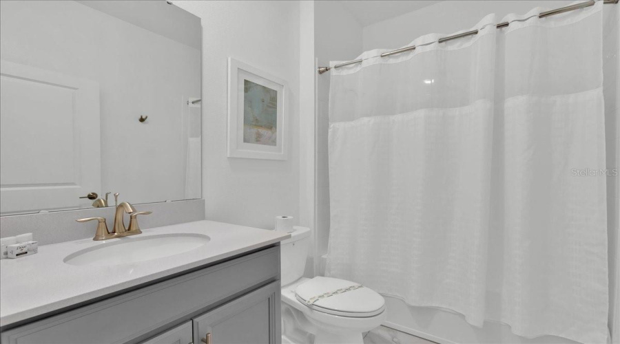 DAVENPORT, Florida 33896, 6 Bedrooms Bedrooms, ,5 BathroomsBathrooms,Residential,For Sale,SOMMERSET HILLS,0,MFRO6378724