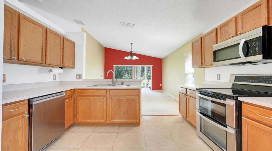 Love the double oven!