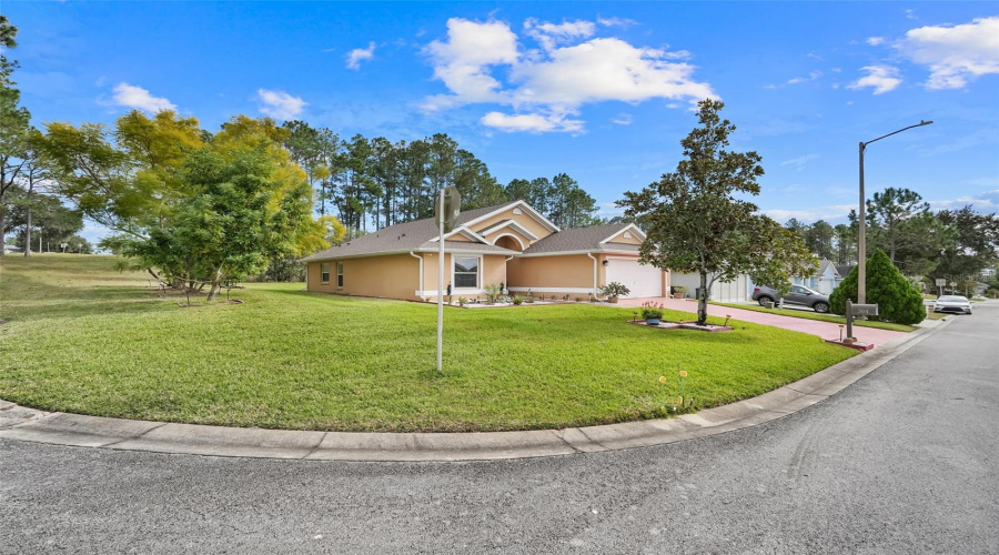 DAVENPORT, Florida 33897, 3 Bedrooms Bedrooms, ,2 BathroomsBathrooms,Residential,For Sale,QUIMBY,0,MFRG5106480