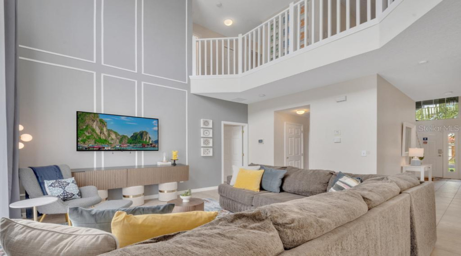 DAVENPORT, Florida 33897, 7 Bedrooms Bedrooms, ,4 BathroomsBathrooms,Residential,For Sale,CORDOVA,0,MFRO6378732