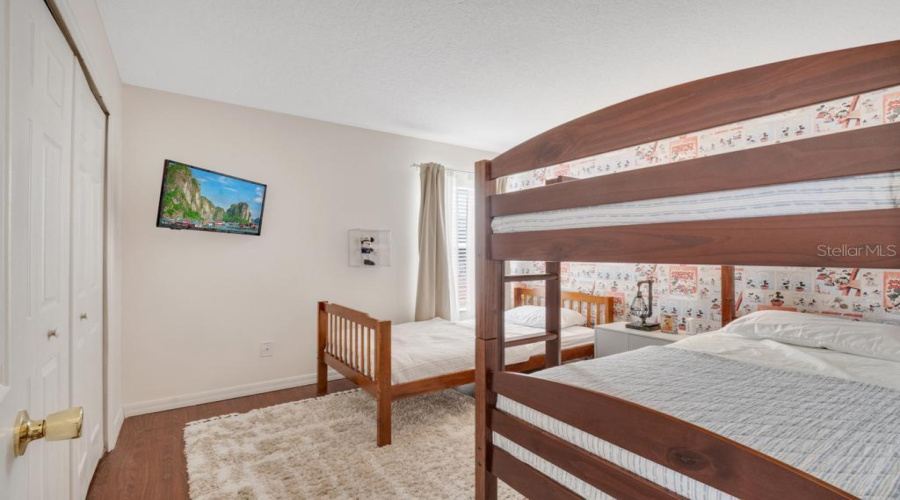 DAVENPORT, Florida 33897, 7 Bedrooms Bedrooms, ,4 BathroomsBathrooms,Residential,For Sale,CORDOVA,0,MFRO6378732