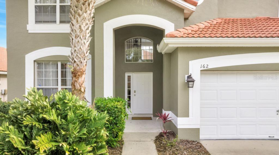 DAVENPORT, Florida 33897, 7 Bedrooms Bedrooms, ,4 BathroomsBathrooms,Residential,For Sale,CORDOVA,0,MFRO6378732