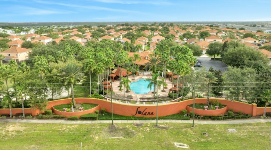 DAVENPORT, Florida 33897, 7 Bedrooms Bedrooms, ,4 BathroomsBathrooms,Residential,For Sale,CORDOVA,0,MFRO6378732