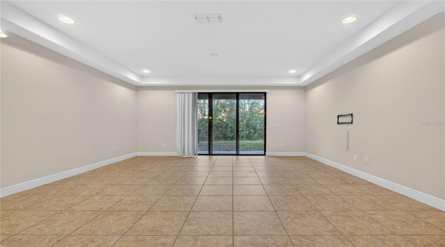 DAVENPORT, Florida 33896, 3 Bedrooms Bedrooms, ,2 BathroomsBathrooms,Residential,For Sale,BROOKSVILLE,0,MFRS5142899