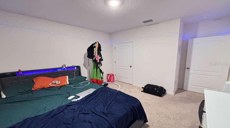 DAVENPORT, Florida 33837, 4 Bedrooms Bedrooms, ,2 BathroomsBathrooms,Residential,For Sale,DOE RUN,0,MFRS5142798