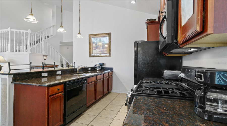 KISSIMMEE, Florida 34747, 7 Bedrooms Bedrooms, ,6 BathroomsBathrooms,Residential,For Sale,ACADIA ESTATES,0,MFRO6353235