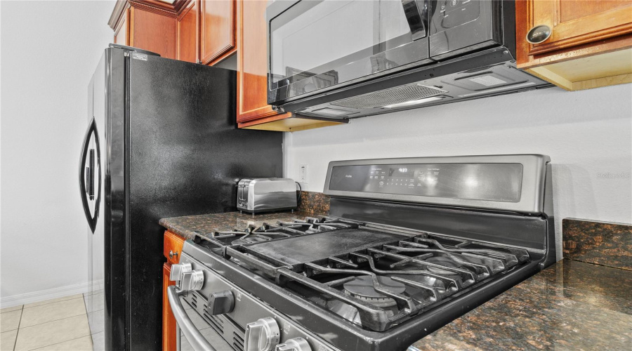 KISSIMMEE, Florida 34747, 7 Bedrooms Bedrooms, ,6 BathroomsBathrooms,Residential,For Sale,ACADIA ESTATES,0,MFRO6353235