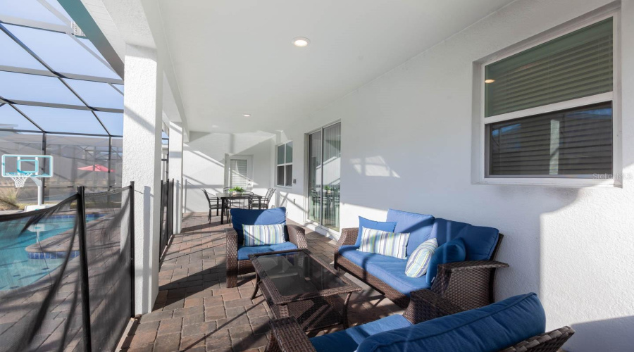 KISSIMMEE, Florida 34746, 6 Bedrooms Bedrooms, ,6 BathroomsBathrooms,Residential,For Sale,BOOKMARK,0,MFRO6322300