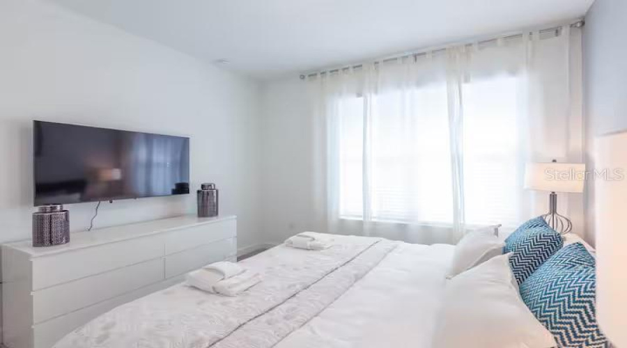 KISSIMMEE, Florida 34746, 5 Bedrooms Bedrooms, ,5 BathroomsBathrooms,Residential,For Sale,PROTAGONIST,0,MFRO6315064