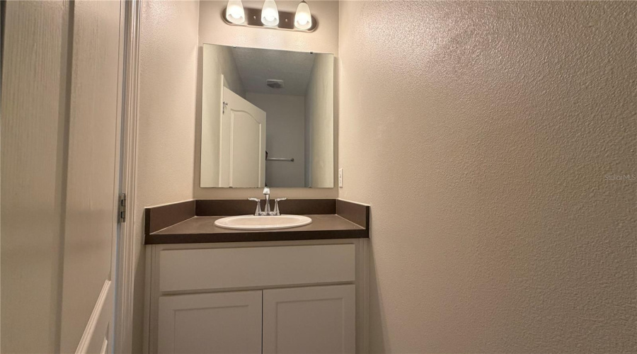 KISSIMMEE, Florida 34746, 3 Bedrooms Bedrooms, ,2 BathroomsBathrooms,Residential,For Sale,CORAL CASTLE,0,MFRS5142989