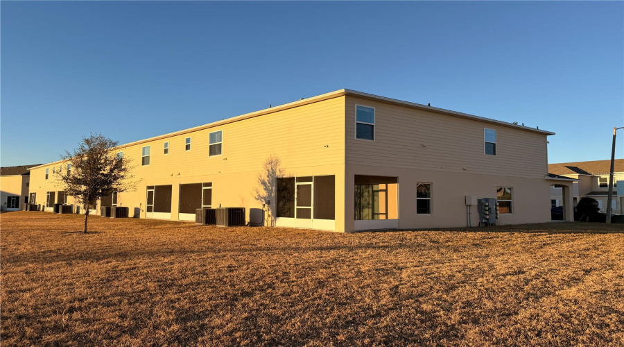 KISSIMMEE, Florida 34746, 3 Bedrooms Bedrooms, ,2 BathroomsBathrooms,Residential,For Sale,CORAL CASTLE,0,MFRS5142989