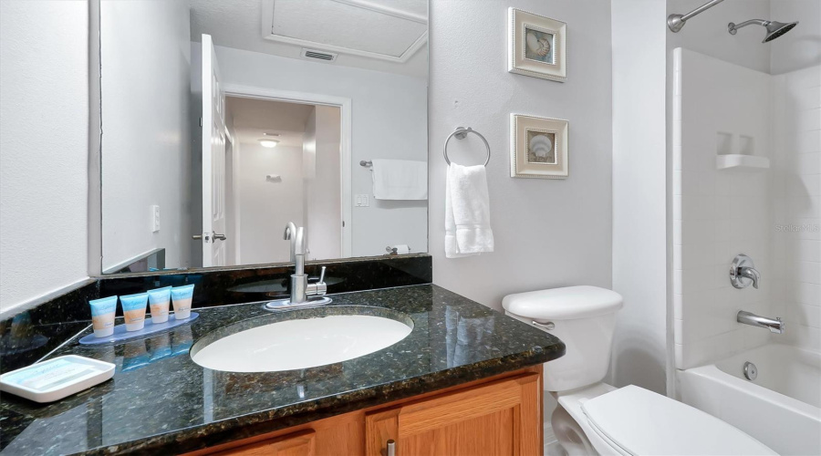 KISSIMMEE, Florida 34747, 3 Bedrooms Bedrooms, ,2 BathroomsBathrooms,Residential,For Sale,BAY LILLY,0,MFRO6379015