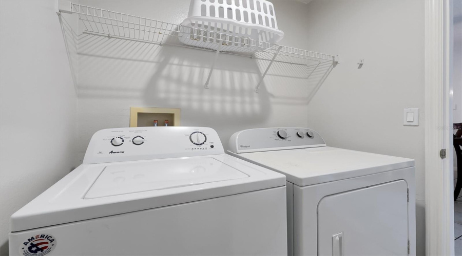 KISSIMMEE, Florida 34747, 3 Bedrooms Bedrooms, ,2 BathroomsBathrooms,Residential,For Sale,BAY LILLY,0,MFRO6379015