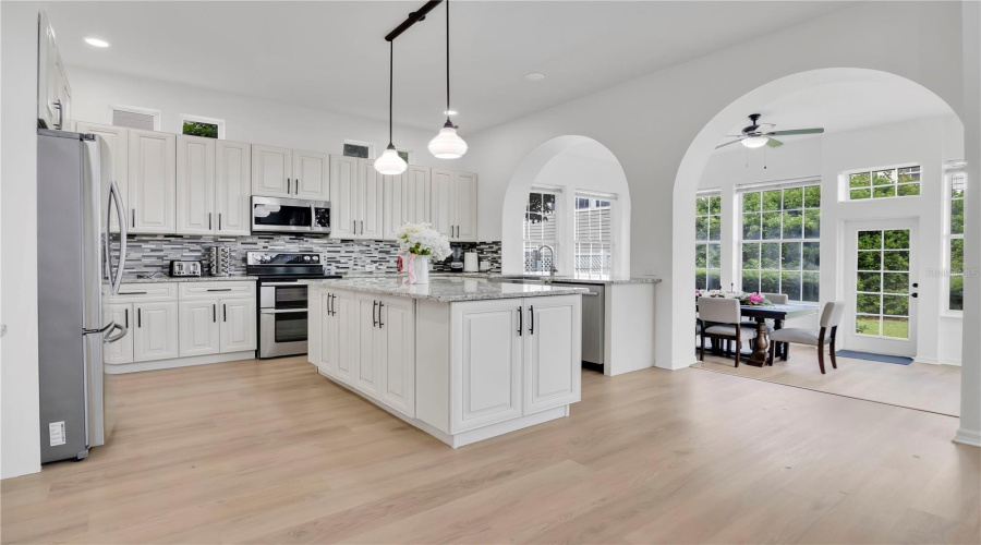 CELEBRATION, Florida 34747, 6 Bedrooms Bedrooms, ,4 BathroomsBathrooms,Residential,For Sale,LONGVIEW,0,MFRO6347988