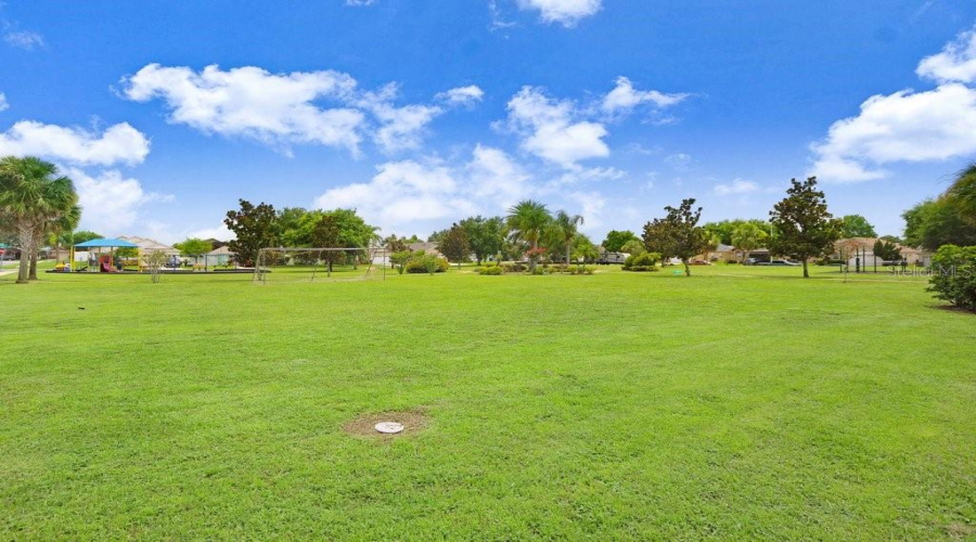 KISSIMMEE, Florida 34747, 4 Bedrooms Bedrooms, ,3 BathroomsBathrooms,Residential,For Sale,LA JOLLA,0,MFRL4954493