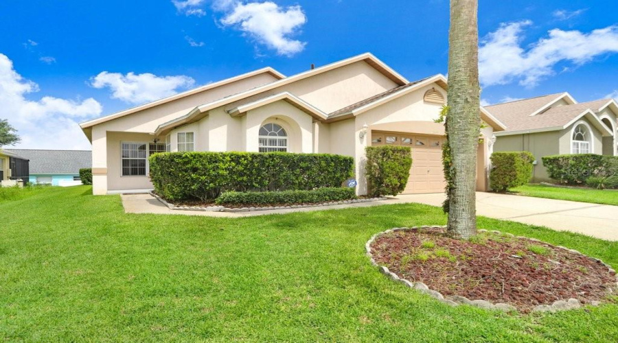 KISSIMMEE, Florida 34747, 4 Bedrooms Bedrooms, ,3 BathroomsBathrooms,Residential,For Sale,LA JOLLA,0,MFRL4954493